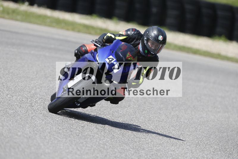 /Archiv-2025/09 22.04.2025 Cornu Master School ADR/gruen-vert/47